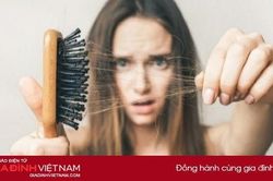 7 thói quen khiến tóc khô xơ và dễ gãy rụng