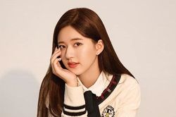 Chẳng liên quan đến giải Kim Ưng nhưng Triệu Lộ Tư lao thẳng lên 'hot search' vì trượt tay