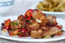 Công thức làm thịt rang cháy cạnh