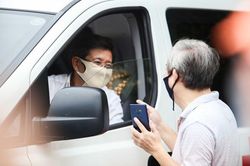 Ông Đoàn Ngọc Hải quyết định nhận tiền giúp đỡ đồng bào miền Trung lũ lụt