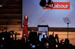 Bà Ardern giành chiến thắng vang dội trong tổng tuyển cử tại New Zealand