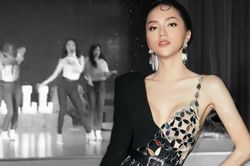 Đang diễn thì nhạc tắt 'cái rụp', Hương Giang xử lý sự cố đầy khéo léo khiến dân mạng chỉ biết khen hết lời