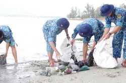 Tuổi trẻ Tiểu đoàn 1 Công binh, Vùng 4 Hải quân hưởng chiến dịch 'Làm cho thế giới sạch hơn'