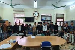 Bắt quả tang 19 thanh niên ở Lào Cai tụ tập bay lắc