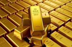 Giá vàng cuối tuần chững lại, mắc kẹt dưới ngưỡng 1.900 USD/ounce
