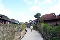 Huy động sức dân xây dựng nông thôn mới ở Mường Pồn