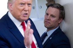 Ba kịch bản khó để ông Trump có thể chiến thắng