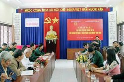 Sáng tác văn học về đề tài 'Lực lượng vũ trang - Chiến tranh cách mạng'