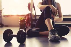 Những dấu hiệu tập gym quá mức có thể khiến cơ thể 'lâm nguy'