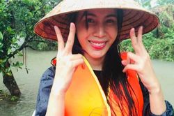 Thủy Tiên đi từ thiện chỉ mang 2 bộ quần áo, tài khoản nhận hơn 60 tỷ sau gần 1 tuần kêu gọi
