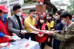 Miễn phí chuyển phát hàng cứu trợ đồng bào miền Trung