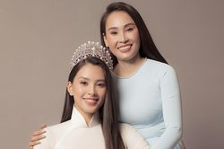 Mẹ Hoa hậu Tiểu Vy gây sốt với nhan sắc trẻ trung trong bộ ảnh 20/10 cùng con gái