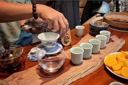 Bản giao hưởng mùa Thu: Thưởng thức trà chiều phong vị Việt