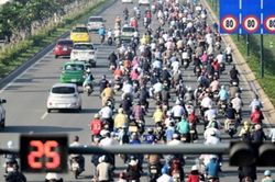 Các mức xử phạt lỗi đi sai làn đường tài xế nên biết