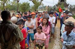 MC Phan Anh phản ứng ra sao khi bị dân mạng liên tục réo gọi bằng cái tên 'MC lũ'?