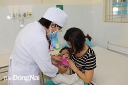 Bệnh nhi mắc các bệnh đường hô hấp tăng đột biến