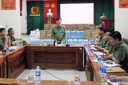 Thứ trưởng Nguyễn Văn Sơn chỉ đạo công tác cứu nạn tại Hướng Hóa, Quảng Trị