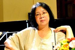 Nhà văn Lê Minh Hà: Tấm lòng trong veo bất chấp thế thời