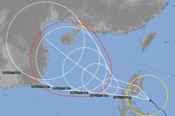 Thực hư chuyện siêu bão chuẩn bị tấn công miền Trung?