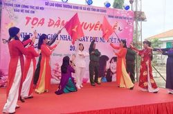 Ngày phụ nữ đặc biệt ở Trung tâm Bảo trợ xã hội