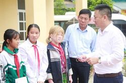 Công ty Luật Hợp danh The Light đồng hành cùng trẻ em nghèo Yên Bái