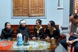 MTTQ tỉnh Nghệ An trao quà cho thân nhân 4 liệt sĩ hy sinh tại Rào Trăng 3