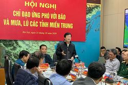 Nhiệm vụ số một hiện nay là tập trung cứu trợ người dân