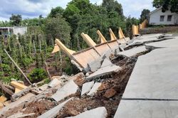 Công trình tiền tỷ tại trường học đổ sập: Xử lý trách nhiệm các đơn vị sai phạm