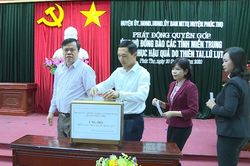 Nhiều địa phương của Hà Nội tiếp tục góp sức hỗ trợ đồng bào miền Trung