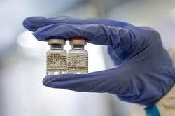 Tranh cãi về hướng thử nghiệm vaccine ngừa Covid-19 tại Anh