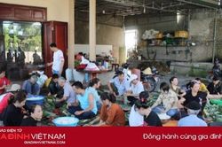 Người dân Quỳnh Lưu - Nghệ An ủng hộ miền Trung, phát huy truyền thống 'lá lành đùm lá rách'