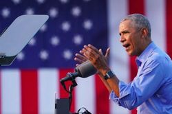 Obama chỉ trích Trump kịch liệt trước thềm bầu cử