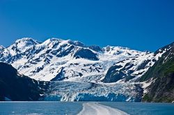 Lớp băng vĩnh cửu tan chảy có thể gây ra siêu sóng thần khủng khiếp ở Alaska