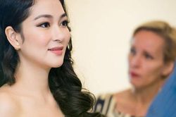 Thật thà công khai số tiền từ thiện, Hoa hậu Nguyễn Thị Huyền lo lắng và thấy thương Thủy Tiên