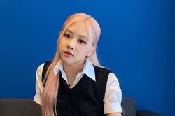 Đến Rosé cũng như teen tụi mình, có ngày rơi vào cảnh tê tái cõi lòng vì mua đồ bị hớ