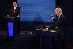 Ông Joe Biden 'đá xoáy' việc ông Trump nộp thuế cho Trung Quốc