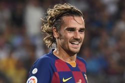 Griezmann tỏa sáng trên sân tập trước thềm El Clasico