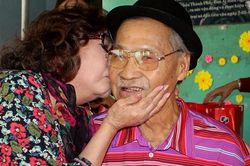 NSND Lý Huỳnh trong ký ức của Việt Trinh, Thương Tín