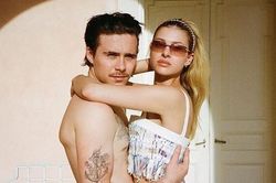 Brooklyn Beckham hoãn cưới?