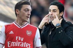 Đại diện Oezil chỉ trích Arteta 'nói dối' và 'thiếu tôn trọng'