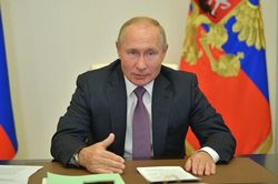Tổng thống Nga V. Putin nêu nhiệm vụ tăng thu nhập cho người dân