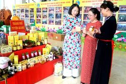 Gia tăng giá trị mật ong nhờ bảo đảm chất lượng sản phẩm
