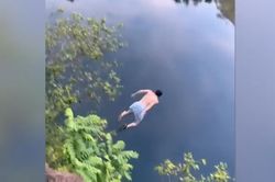 Clip: Nam thanh niên suýt chết khi nhảy từ vách đá cao 35 mét xuống nước