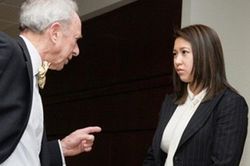 Không dám đi làm trở lại vì sợ gặp sếp già 'máu dê'