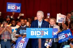 Ông Biden lập kỷ lục chi tiền quảng cáo truyền hình