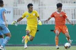 Bình Định gây sốc, tiến sát suất thăng hạng V-League