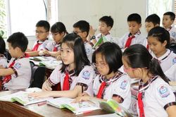 Không lo lắng khi học sinh chuyển sang trường học khác sách giáo khoa