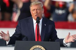 Bầu cử Mỹ 2020: Tại sao Tổng thống Trump nói ông Biden muốn 'cướp' điều hòa không khí của người già?