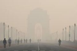 Ấn Độ: Delhi ngập trong khói bụi do hoạt động đốt rơm rạ