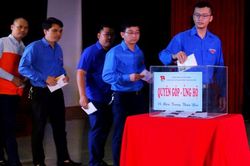 Quyên góp trên 300 triệu đồng hỗ trợ đồng bào vùng lũ